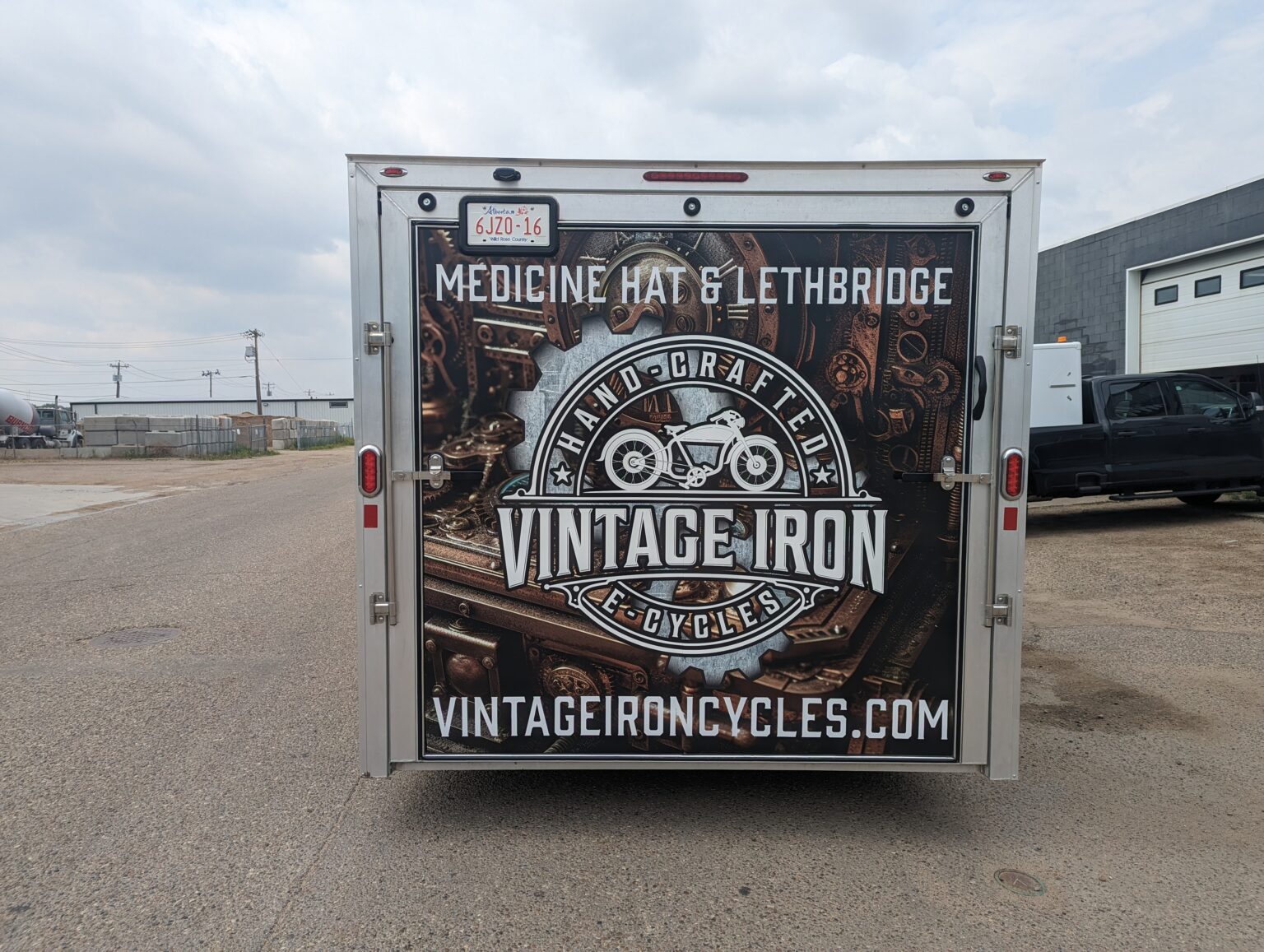 Commercial vehicle wraps near me